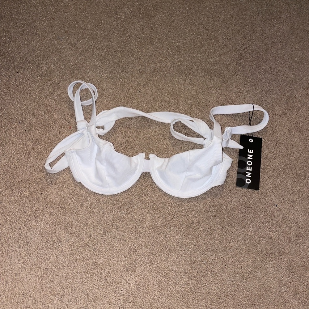 One One Grace Bikini Top - Picture 3 of 5
